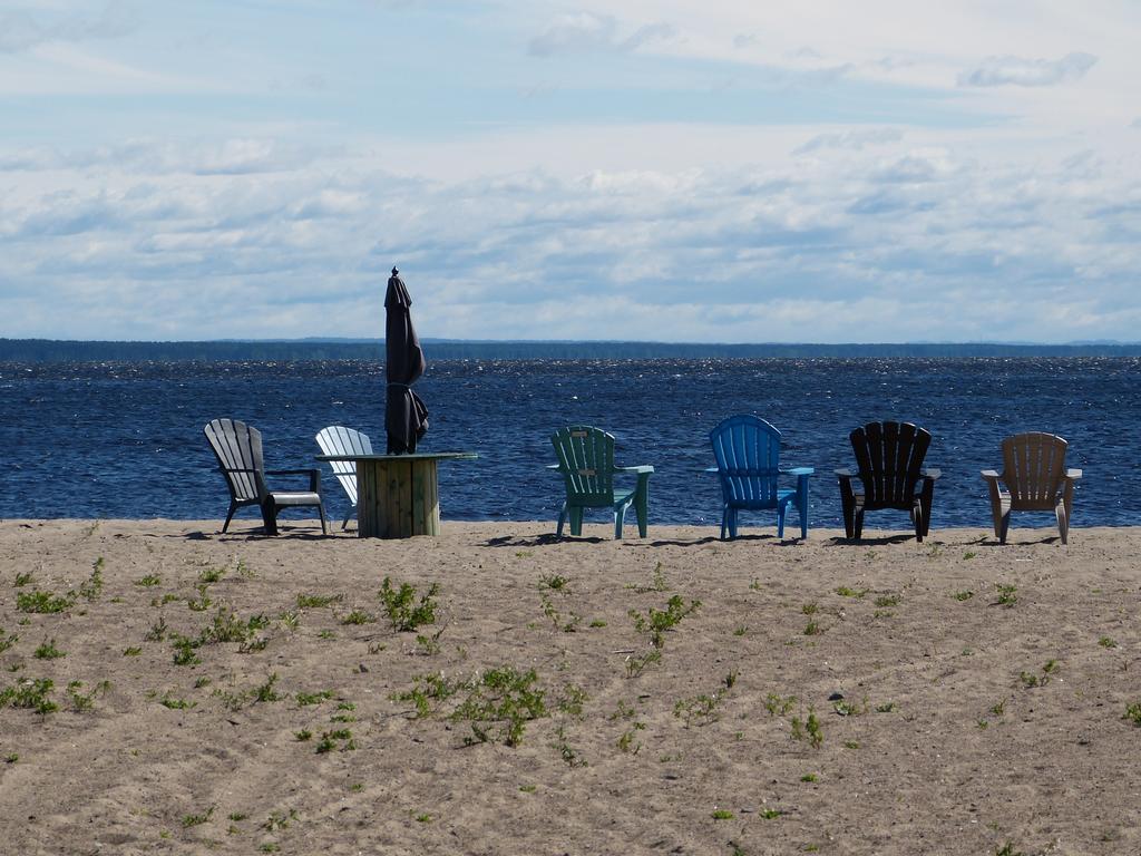 Domaine Sur Une Plage Saint-Félicien Exteriér fotografie